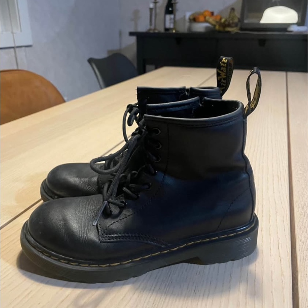 Dr. Martens Kids Black Lace-Up Boots size 2 Dr Martens for kids